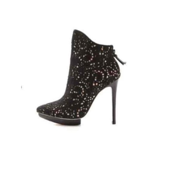 Alice + Olivia Black Laser Cut Stiletto Booties Women’s Size 10.5 Designer Heels - Picture 2 of 6